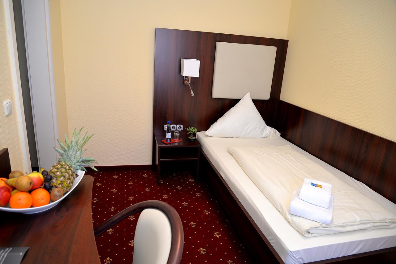 Hotel Neugrabener Hof ฮัมบูร์ก ภายนอก รูปภาพ